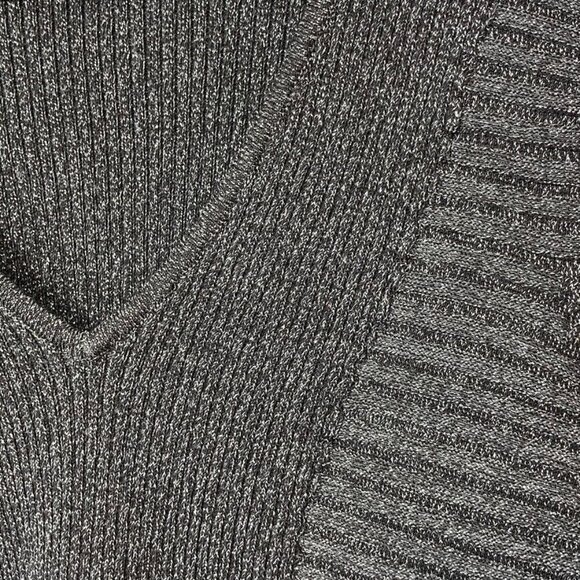 I.N.C International Concepts Silver V-Neck Pullover Sweater L - Picture 5 of 8